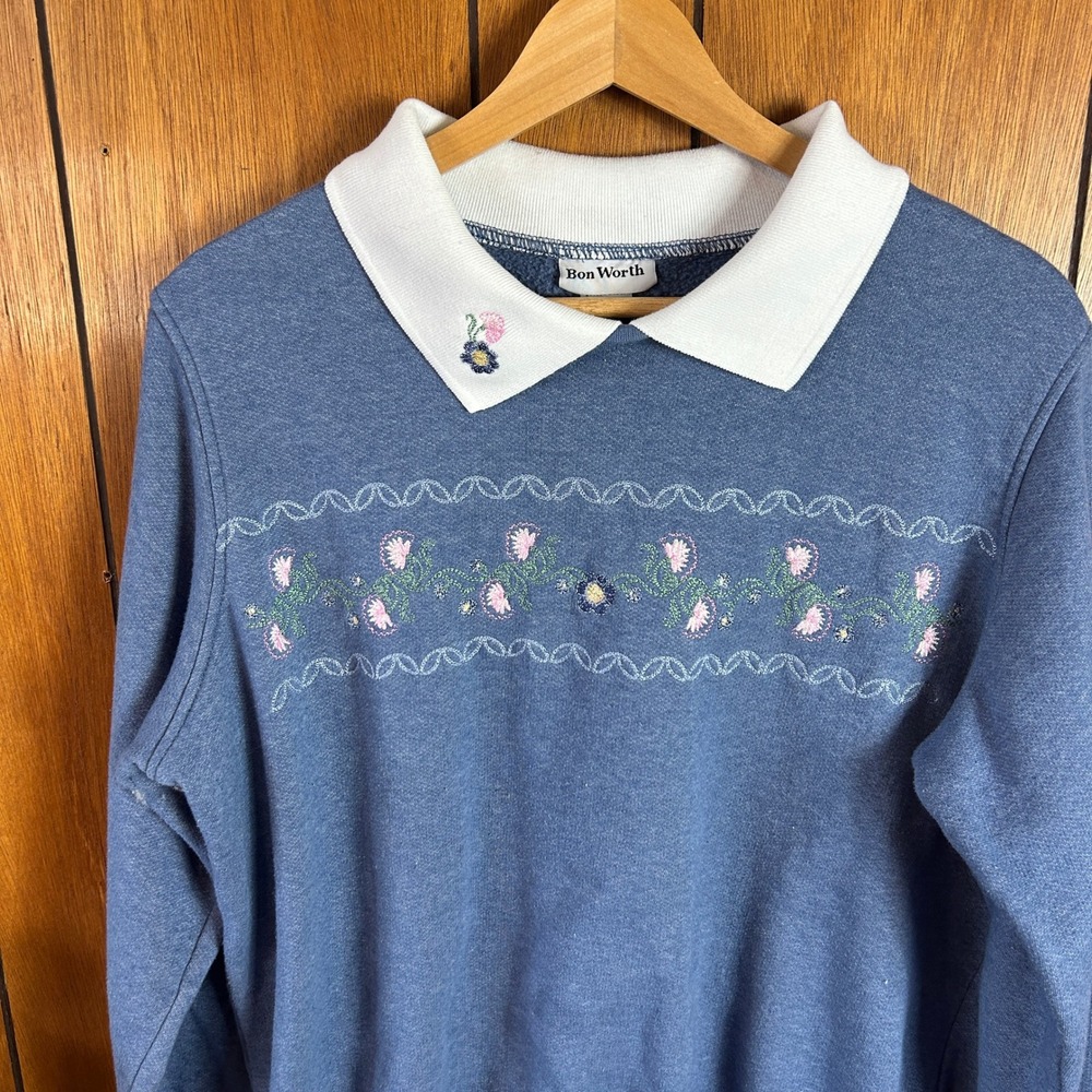 Vintage Bon Worth Small Blue Floral Embroidered Collared‎ Sweatshirt Grandmacore